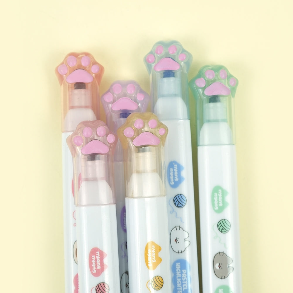 Cat Paw Highlighter Pen